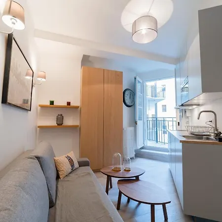 Hostnfly - Beautiful Modern And Bright Studio On Avenue Foch Parigi