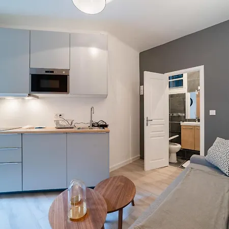 Hostnfly - Beautiful Modern And Bright Studio On Avenue Foch